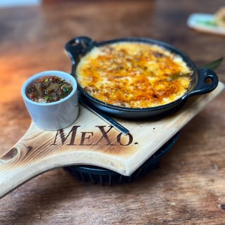 Queso Fundido